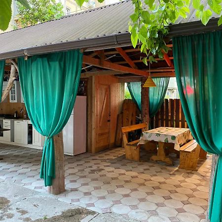 Sun Hotel Guest House Pizunda Exterior photo